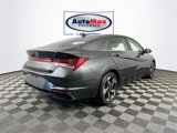 Used 2022 Hyundai Elantra SEL w/ Convenience + Premium Package image 2