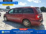 Used 2015 Chrysler Town & Country Touring image 3