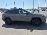 Used 2023 Jeep Cherokee Altitude Lux image 4