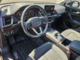 Used 2019 Audi Q5 2.0T Premium Plus w/ Premium Plus Package image 2