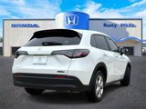 Used 2023 Honda HR-V LX image 2