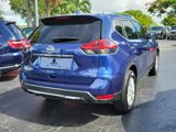 Used 2018 Nissan Rogue SV image 4