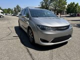 Used 2017 Chrysler Pacifica Limited w/ Tire & Wheel Group image 3