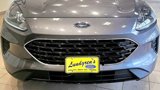 Used 2022 Ford Escape SE w/ SE Sport Appearance Package image 3