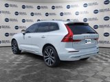 Certified 2023 Volvo XC60 B5 Ultimate w/ Climate Package image 3