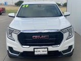 Used 2024 GMC Terrain SLE image 2