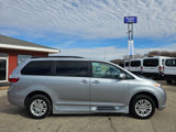 Used 2015 Toyota Sienna XLE image 5