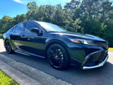 Used 2021 Toyota Camry XSE image 3