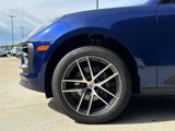 Certified 2024 Porsche Macan image 5