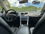 Used 2018 Ford Fusion SE w/ Fusion SE Technology Package image 2