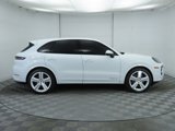Used 2024 Porsche Cayenne image 4
