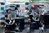 Used 2013 Ford Fiesta SE image 5