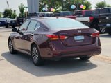 Used 2023 Nissan Altima 2.5 SV image 5