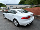 Used 2018 Jaguar XE Premium image 3
