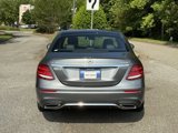 Used 2018 Mercedes-Benz E 300 4MATIC image 4