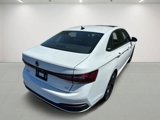 Used 2025 Volkswagen Jetta SE w/ Sunroof Package image 5