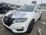 Used 2017 Nissan Rogue SV image 2