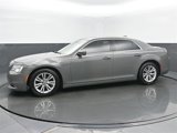 Used 2019 Chrysler 300 Touring L w/ Quick Order Package 22F image 2