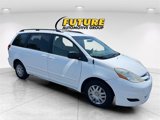 Used 2009 Toyota Sienna LE image 3