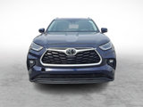 Used 2021 Toyota Highlander XLE image 3