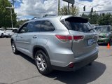 Used 2014 Toyota Highlander XLE image 5