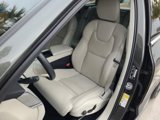 Certified 2022 Volvo XC60 B5 Inscription w/ Advanced Package image 2