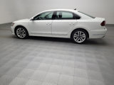 Used 2017 Volkswagen Passat 1.8T SEL Premium image 3
