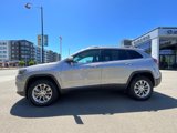 Used 2019 Jeep Cherokee Latitude Plus w/ Comfort/Convenience Group image 5