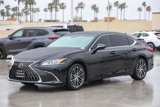 Used 2023 Lexus ES 300h w/ Premium Package image 3