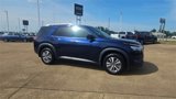 Used 2023 Nissan Pathfinder SL w/ Cargo Package image 2