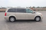Used 2016 Chrysler Town & Country Touring image 3