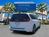 Certified 2022 Chrysler Pacifica Pinnacle image 5