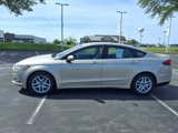 Used 2017 Ford Fusion SE w/ Equipment Group 201A image 4