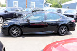 Used 2023 Toyota Camry SE image 2
