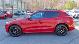 Certified 2022 Alfa Romeo Stelvio Veloce image 5