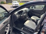 Used 2016 Volkswagen Jetta Sport image 4