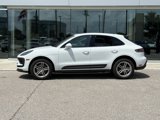 Certified 2022 Porsche Macan image 2
