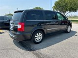 Used 2015 Chrysler Town & Country Touring image 4
