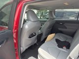 Used 2021 Toyota Highlander XLE image 5