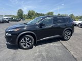 Used 2021 Nissan Rogue SV image 3