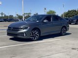 Used 2022 Volkswagen Jetta SEL image 2