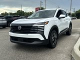 New 2025 Nissan Kicks SV image 2