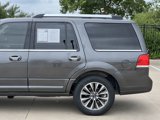 Used 2016 Lincoln Navigator Select image 5