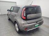 Used 2017 Kia Soul + image 5