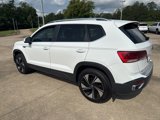 Used 2024 Volkswagen Taos SE image 5