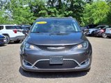 Used 2019 Chrysler Pacifica Touring-L image 2