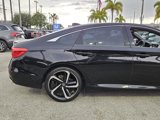 Used 2018 Honda Accord Sport image 3