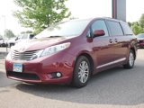 Used 2015 Toyota Sienna XLE image 2