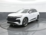 Used 2023 Audi Q4 e-tron Premium Plus w/ Premium Plus image 3