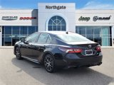 Used 2023 Toyota Camry SE image 3